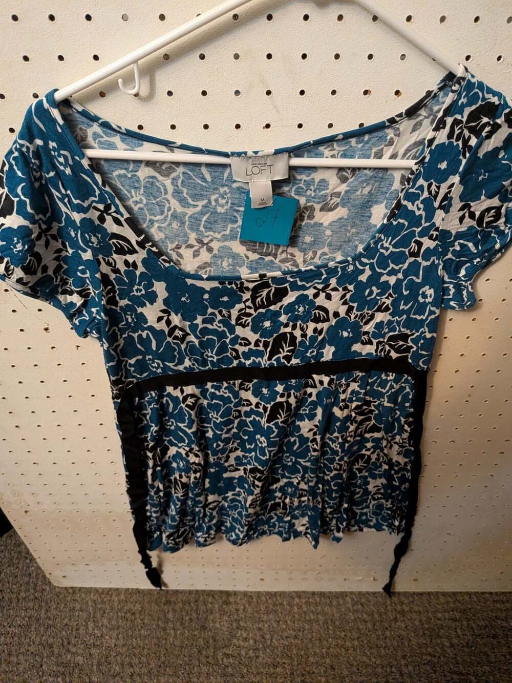 Ann Taylor Loft Women's Blue and Black Floral Print Scoop Neck Babydoll Top